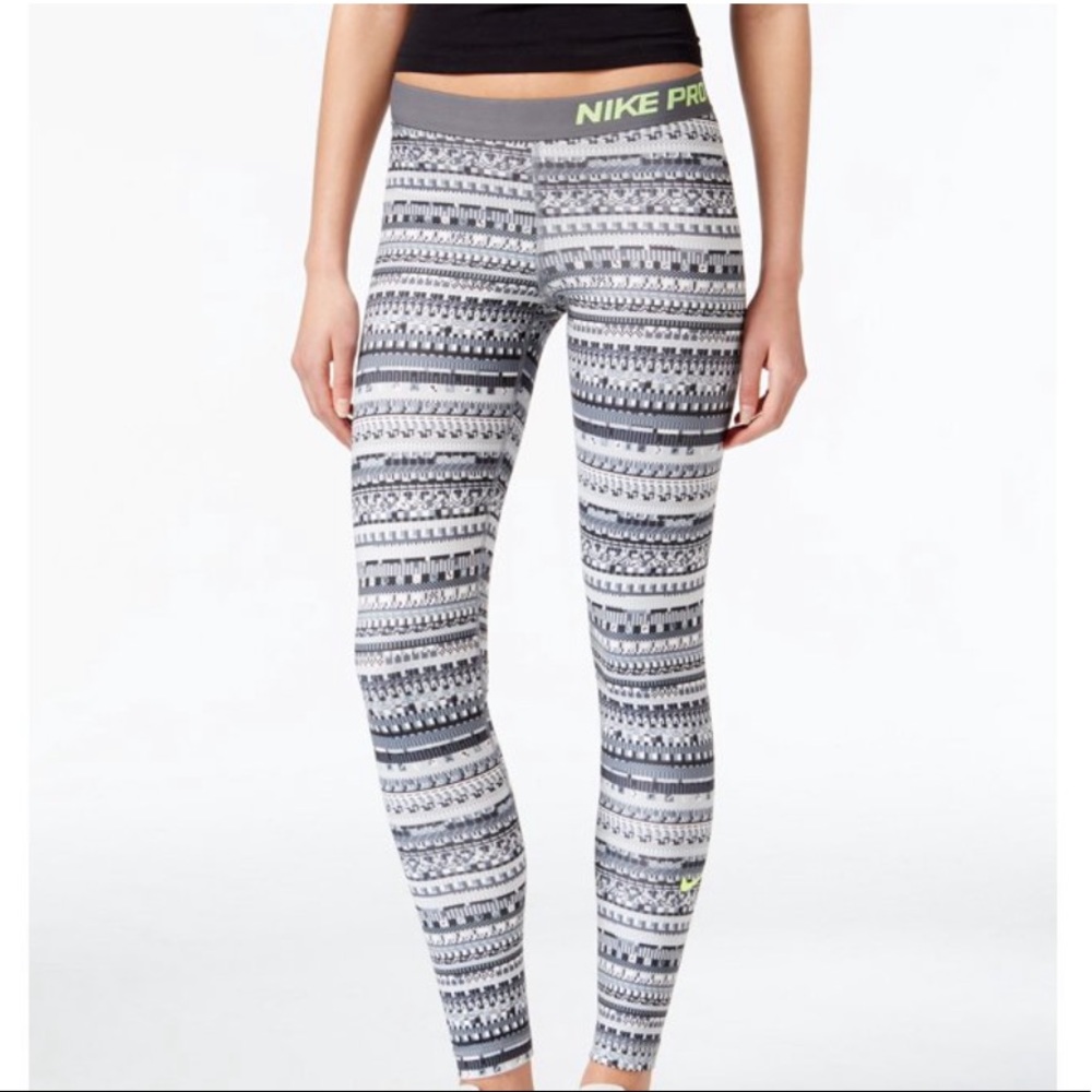 Nike Pro Dri-Fit Gray Printed Leggings, S